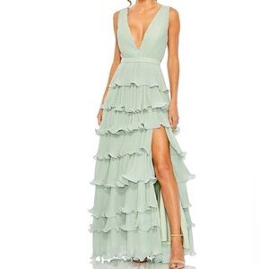 NWT Size 10 Mac Duggal plunging V-neck dress - $458 msrp